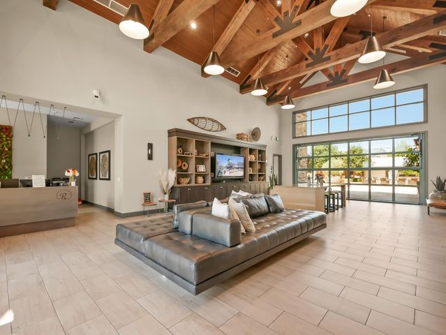 143 Timberline Way S, Madera, CA 93636