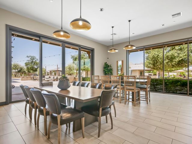 143 Timberline Way S, Madera, CA 93636