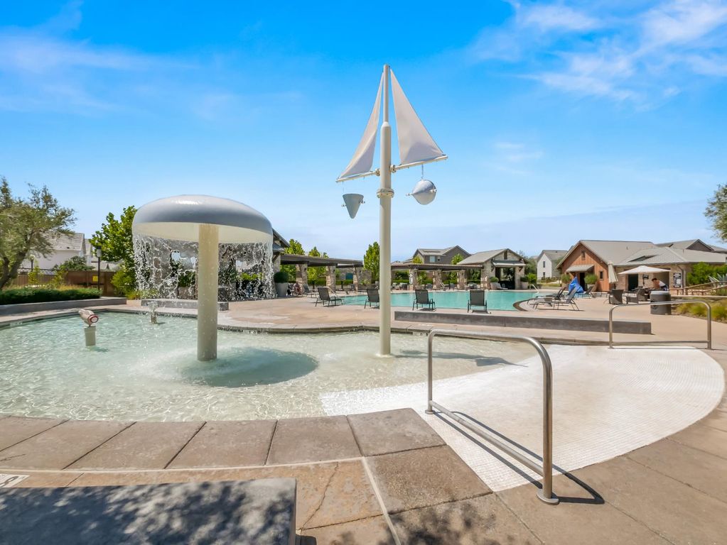 Image 49 of property listing at 143 Timberline Way S, Madera, CA 93636