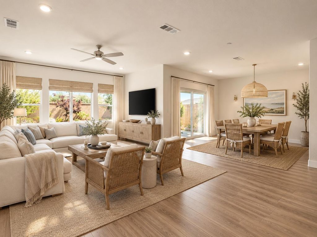 Image 9 of property listing at 143 Timberline Way S, Madera, CA 93636