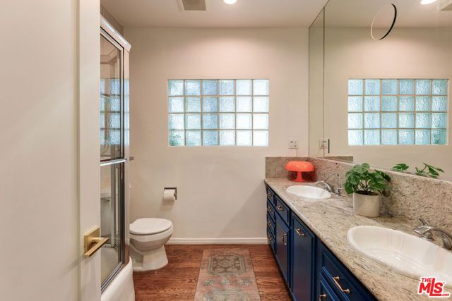 8998 Lloyd Place, West Hollywood, CA 90048