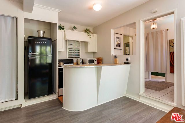 8998 Lloyd Place, West Hollywood, CA 90048