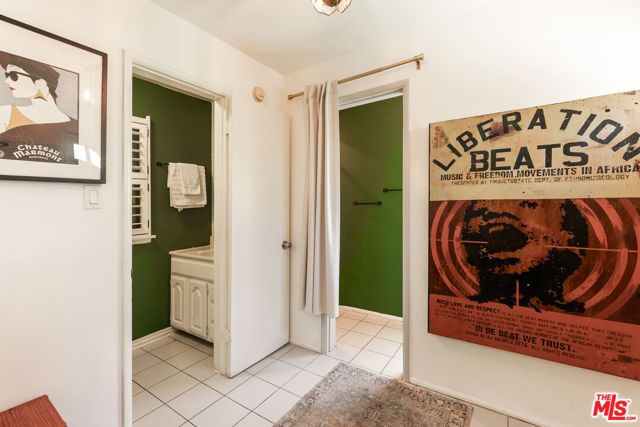 8998 Lloyd Place, West Hollywood, CA 90048