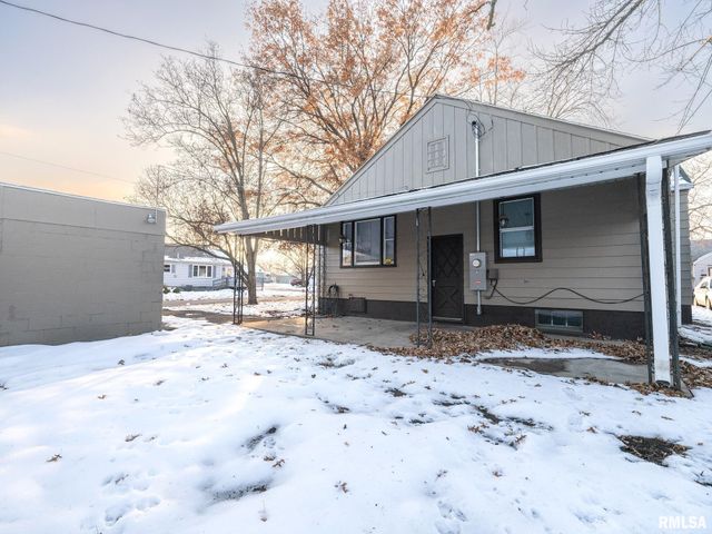 1030 S 13TH Street, Pekin, IL 61554