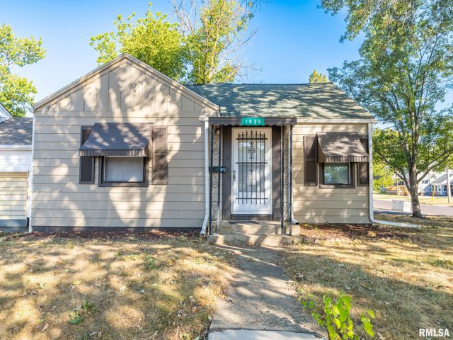 1030 S 13TH Street, Pekin, IL 61554