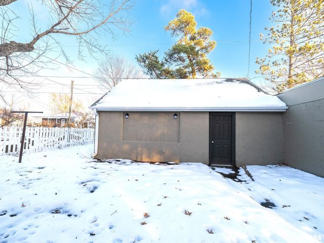 1030 S 13TH Street, Pekin, IL 61554