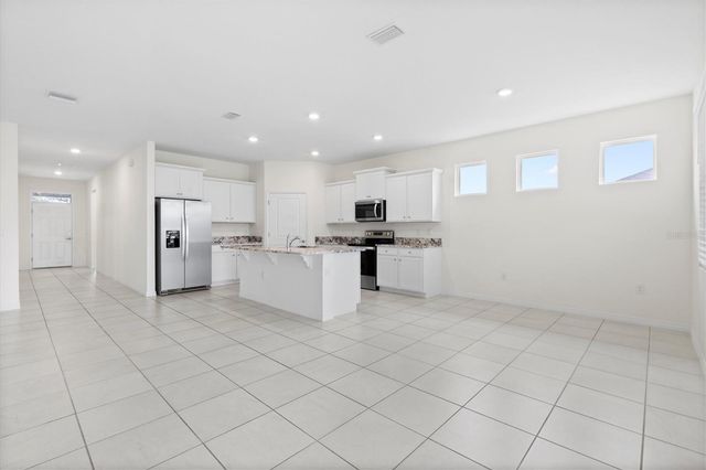 7926 PENROSE PLACE, Wildwood, FL 34785