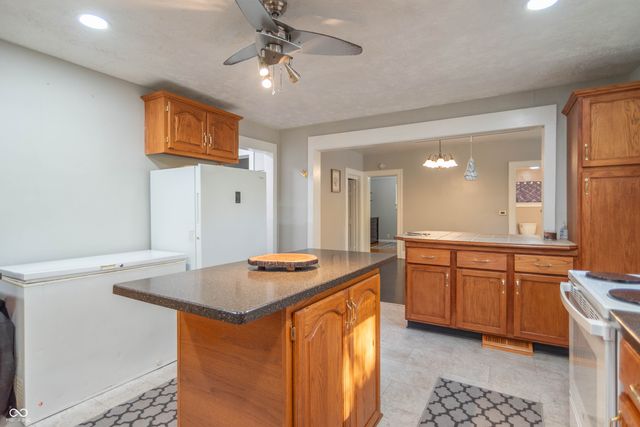 3136 E Edgewood Avenue, Indianapolis, IN 46227