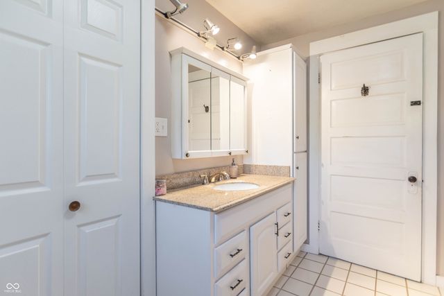 3136 E Edgewood Avenue, Indianapolis, IN 46227