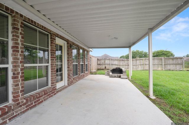 9911 Asheville Dr, Denham Springs, LA 70706
