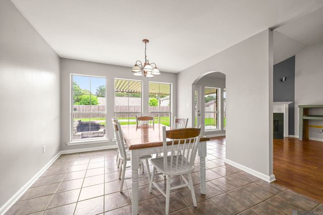 9911 Asheville Dr, Denham Springs, LA 70706