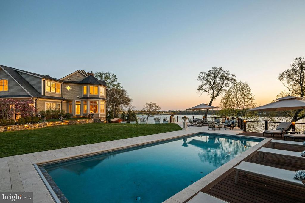 1900 CARROLLTON RD, Annapolis, MD 21409