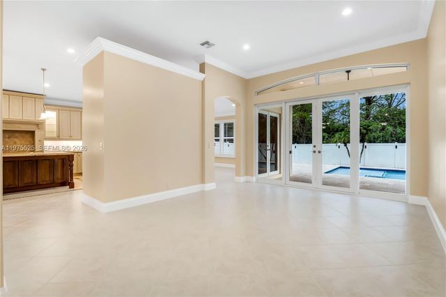 18801 SW 7th St, Pembroke Pines, FL 33029