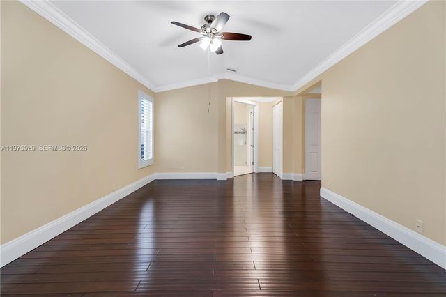 18801 SW 7th St, Pembroke Pines, FL 33029