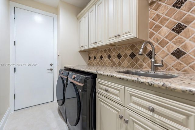 18801 SW 7th St, Pembroke Pines, FL 33029