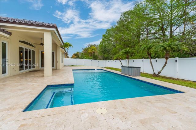 18801 SW 7th St, Pembroke Pines, FL 33029