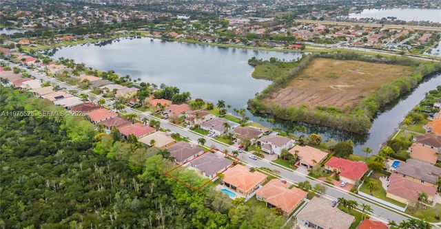 18801 SW 7th St, Pembroke Pines, FL 33029