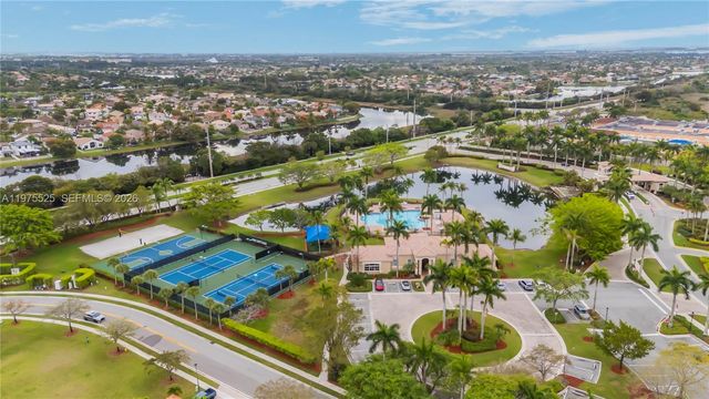 18801 SW 7th St, Pembroke Pines, FL 33029