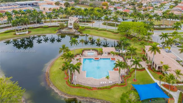 18801 SW 7th St, Pembroke Pines, FL 33029