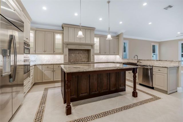 18801 SW 7th St, Pembroke Pines, FL 33029