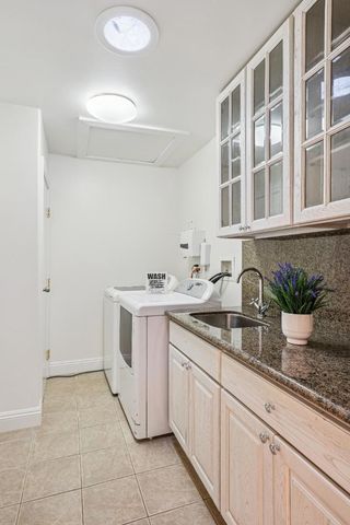 257 S Ashton Avenue, Millbrae, CA 94030