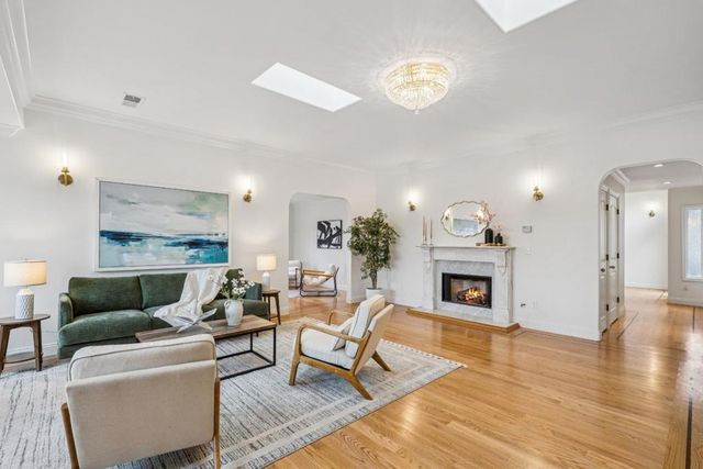 257 S Ashton Avenue, Millbrae, CA 94030