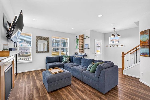 523 Tawny Elm Parkway, Verona, WI 53593