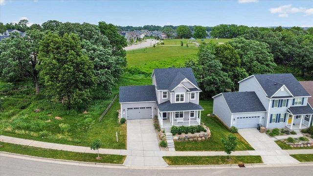 523 Tawny Elm Parkway, Verona, WI 53593