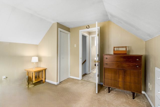 2 Montauk Street, Falmouth, MA 02536