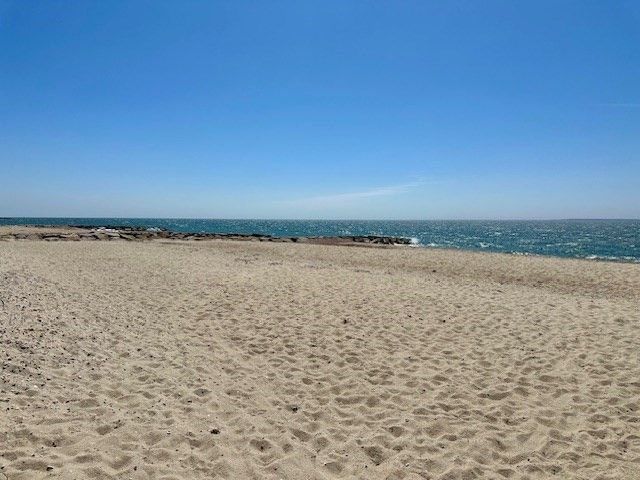 2 Montauk Street, Falmouth, MA 02536