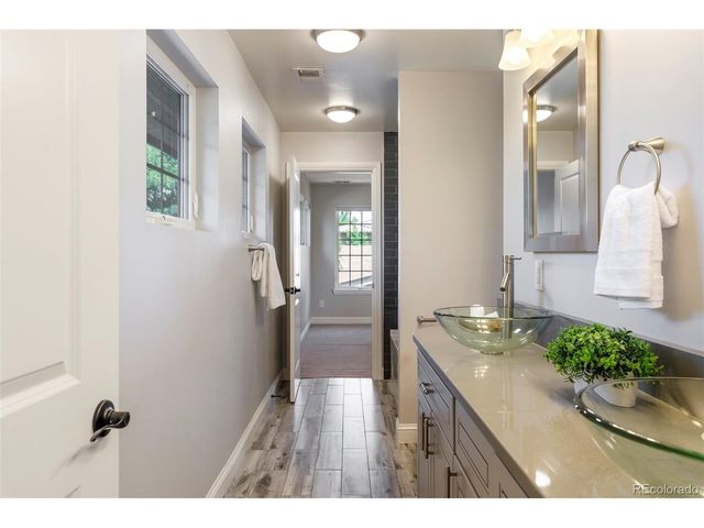 175 S Jasmine St, Denver, CO 80224