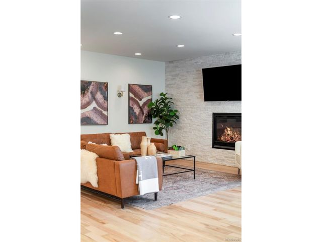 175 S Jasmine St, Denver, CO 80224