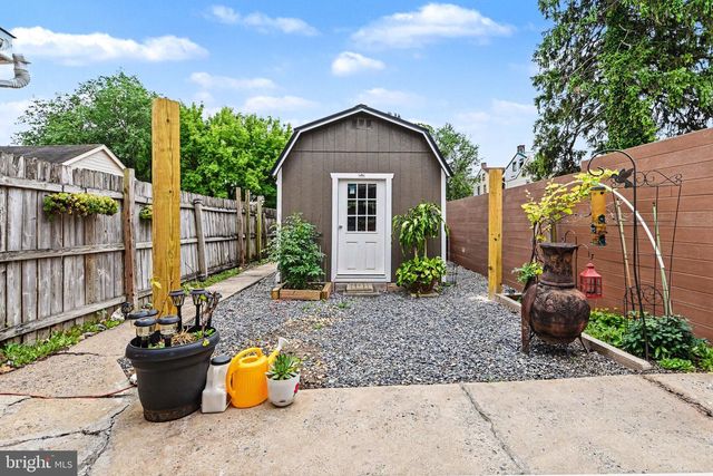 310 E NORTH ST, Carlisle, PA 17013