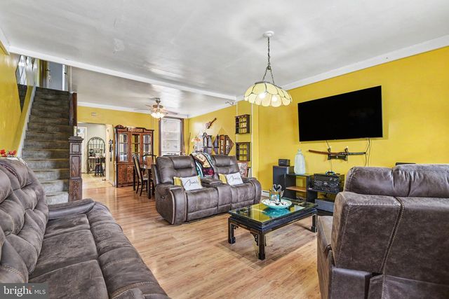 310 E NORTH ST, Carlisle, PA 17013