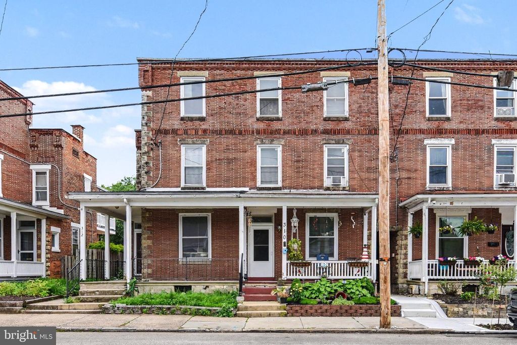 310 E NORTH ST, Carlisle, PA 17013