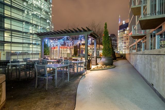 301 Demonbreun St Unit 1015, Nashville, TN 37201