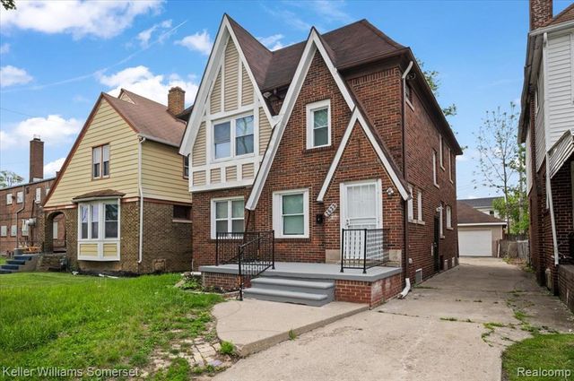 2633 Burlingame Street, Detroit, MI 48206