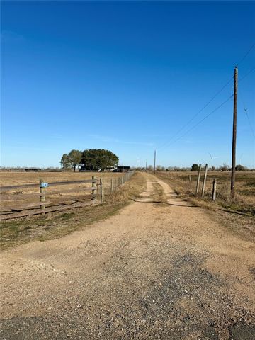 3831 County Road 408, El Campo, TX 77437