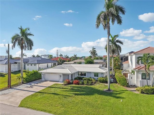 225 3rd ST, Bonita Springs, FL 34134
