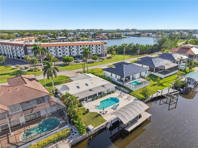 225 3rd ST, Bonita Springs, FL 34134