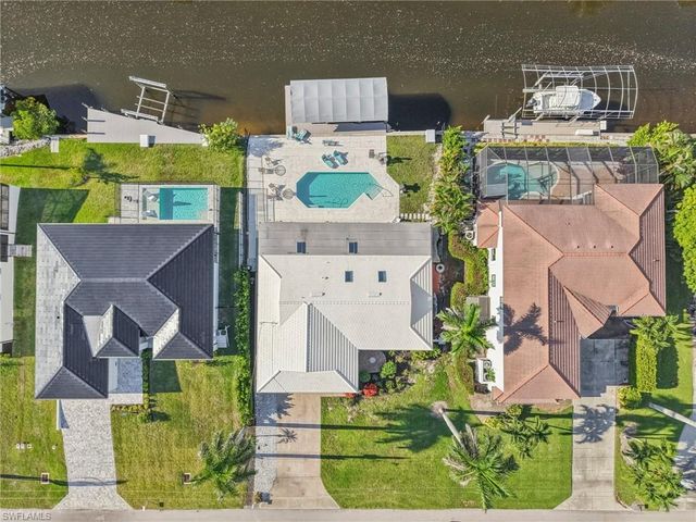 225 3rd ST, Bonita Springs, FL 34134