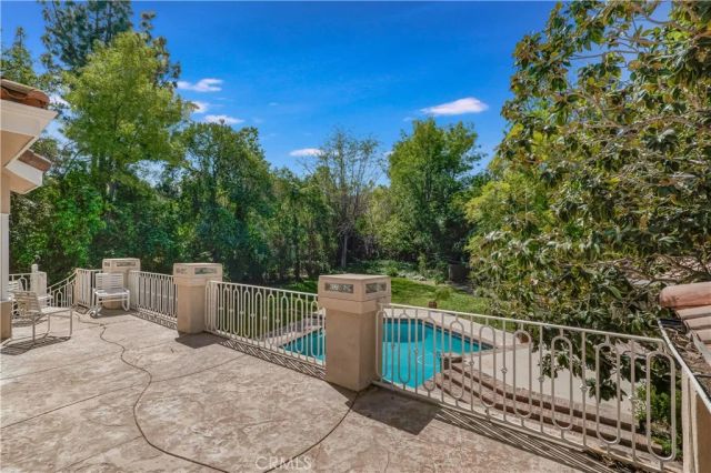 4525 Vista De Oro Avenue, Woodland Hills, CA 91364