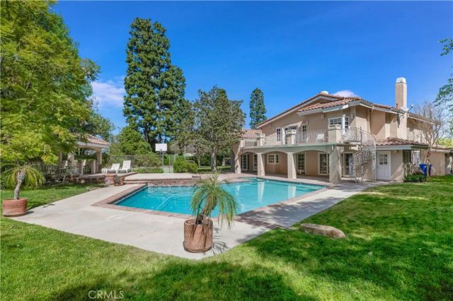 4525 Vista De Oro Avenue, Woodland Hills, CA 91364