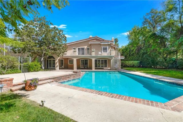 4525 Vista De Oro Avenue, Woodland Hills, CA 91364