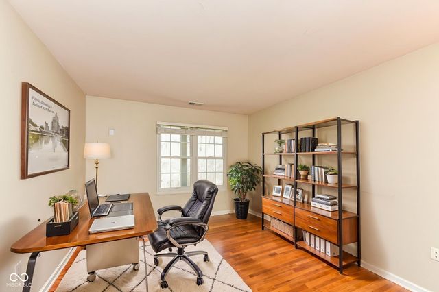 9216 Wadsworth Court, Fishers, IN 46037