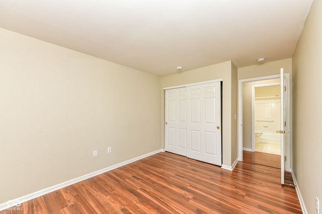 9216 Wadsworth Court, Fishers, IN 46037