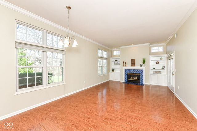 9216 Wadsworth Court, Fishers, IN 46037