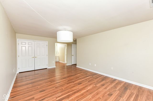 9216 Wadsworth Court, Fishers, IN 46037