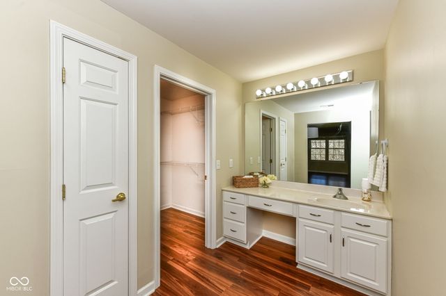 9216 Wadsworth Court, Fishers, IN 46037