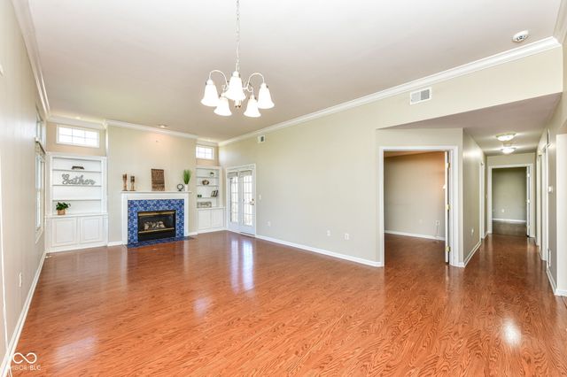 9216 Wadsworth Court, Fishers, IN 46037